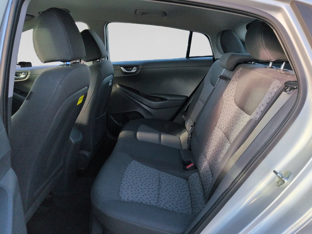 Used 2017 Hyundai Ioniq SEL FWD image 28