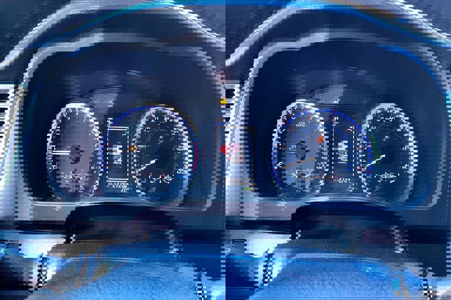 Used 2019 Toyota Highlander Plus FWD image 26