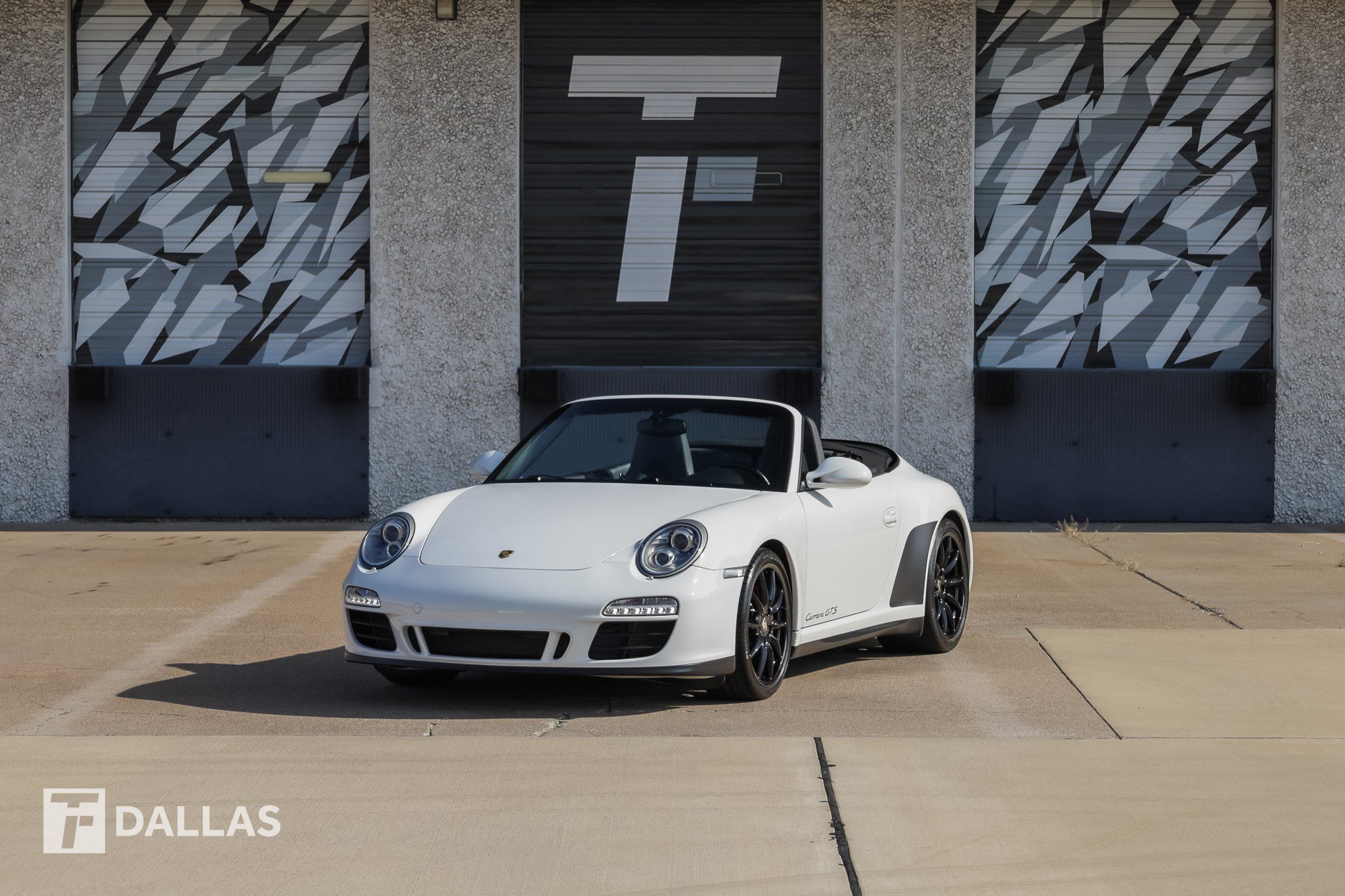 Used 2011 Porsche 911 Carrera GTS RWD image 5