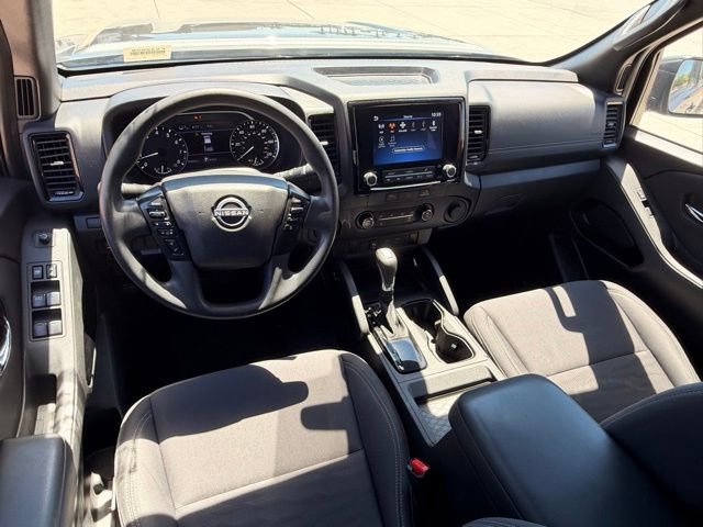 Used 2023 Nissan Frontier SV w/ Midnight Edition Package RWD image 15