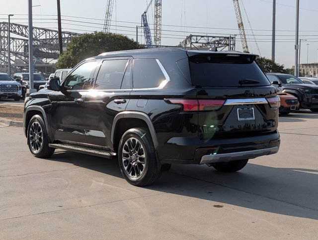 Certified 2023 Toyota Sequoia Limited w/ Tow Technology Package AWD/4WD image 9