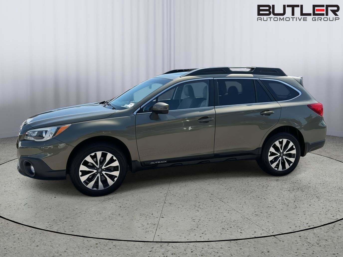 Used 2017 Subaru Outback 2.5i Limited w/ Popular Package #5 AWD/4WD image 3