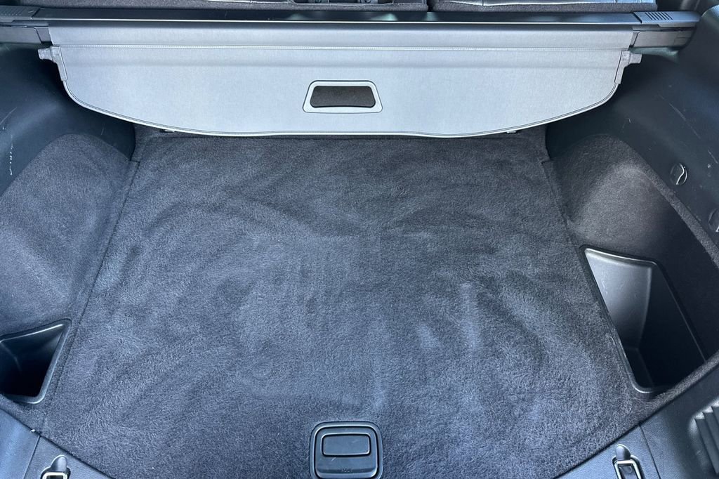 Used 2017 Jeep Grand Cherokee Altitude image 15