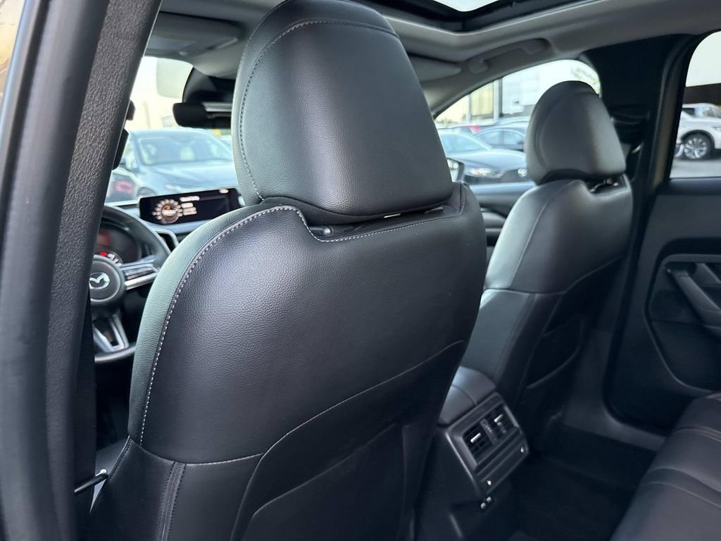 Used 2023 MAZDA CX-50 2.5 Turbo w/ Premium Plus Pkg image 16