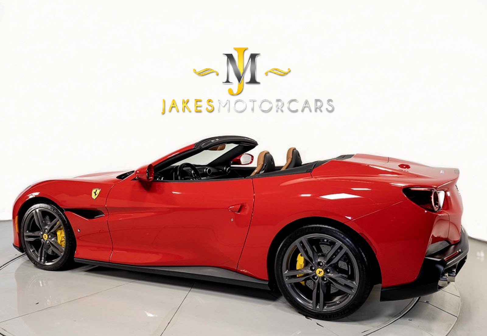Used 2019 Ferrari Portofino RWD image 6