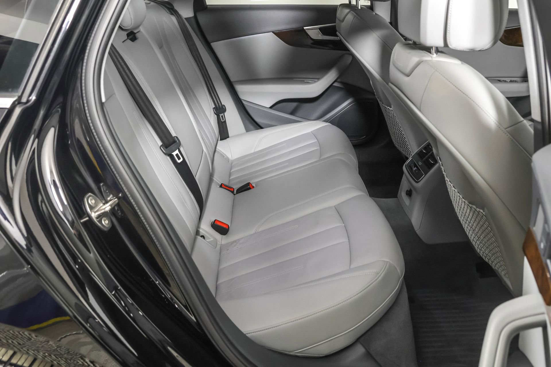 Used 2019 Audi A4 2.0T Premium w/ Convenience Package image 43