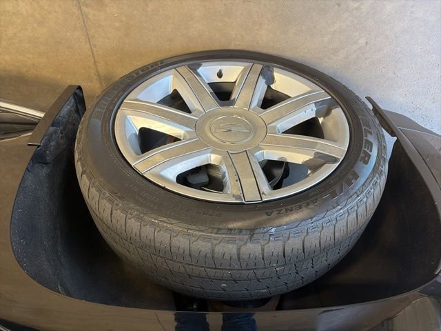 Used 2016 Cadillac Escalade ESV Luxury image 9