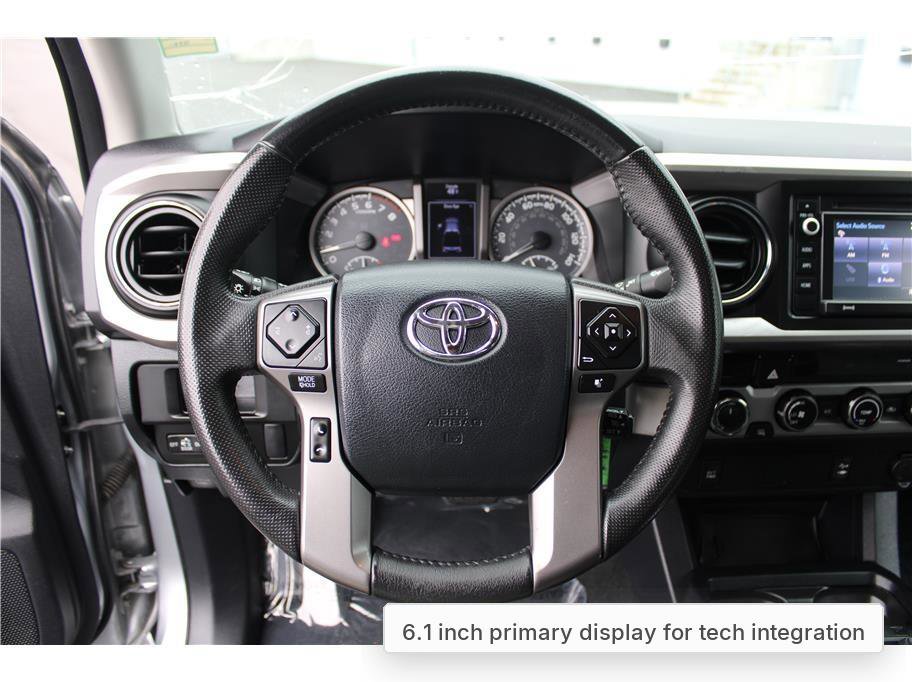 Used 2017 Toyota Tacoma SR5 w/ Tow Package AWD/4WD image 41