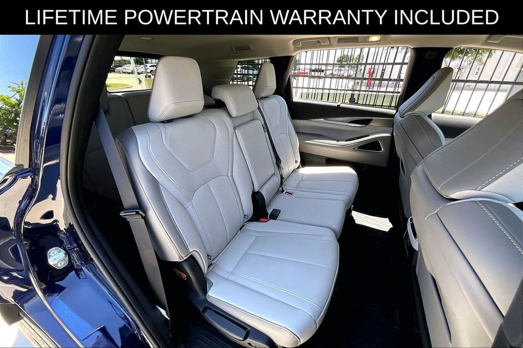 Certified 2026 INFINITI QX60 Luxe w/ Cargo Package AWD/4WD image 36