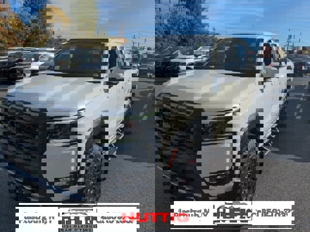 New 2026 Nissan Frontier PRO-4X w/ Pro-4x Convenience Package