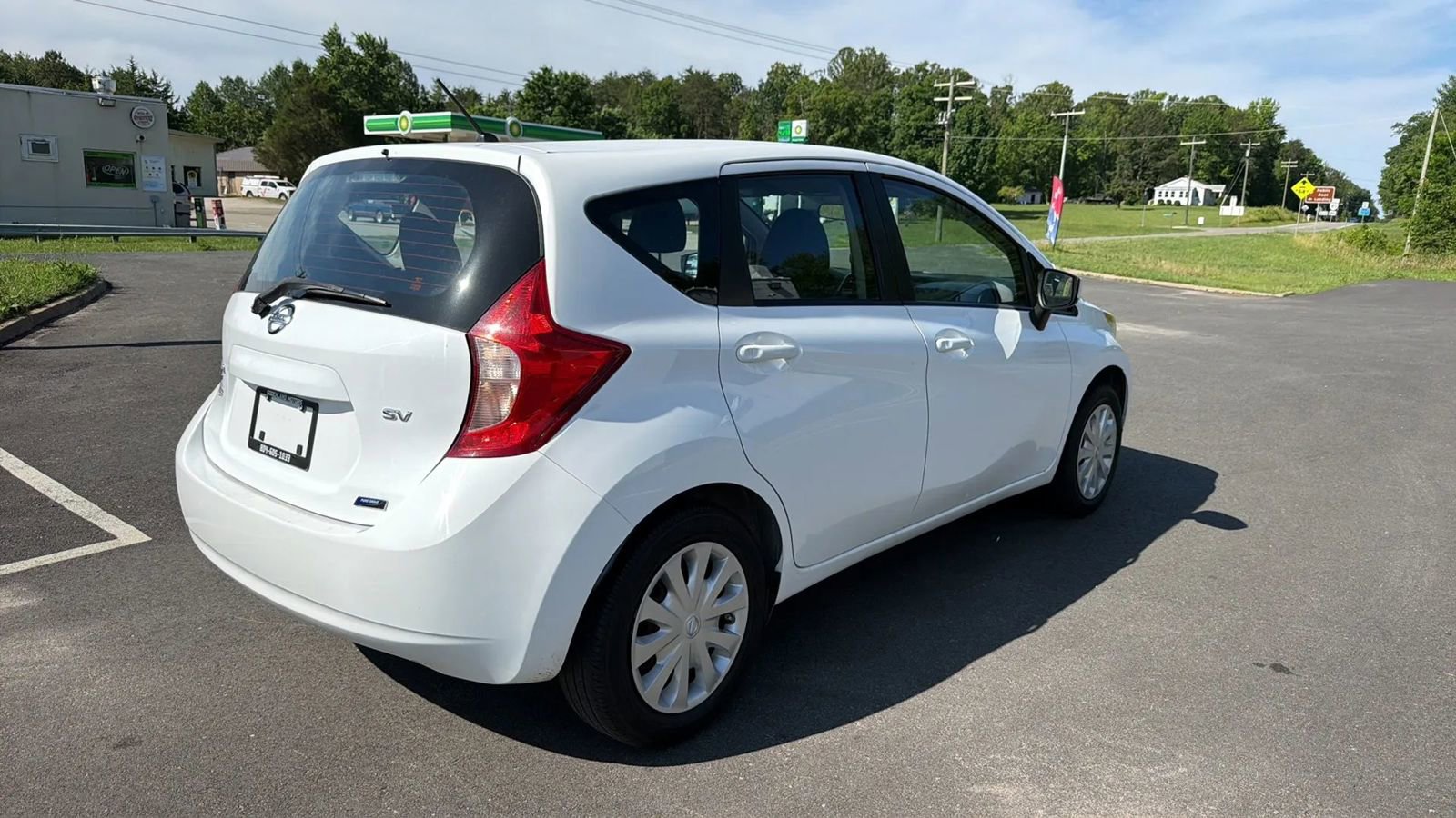 Used 2015 Nissan Versa Note SV FWD image 7