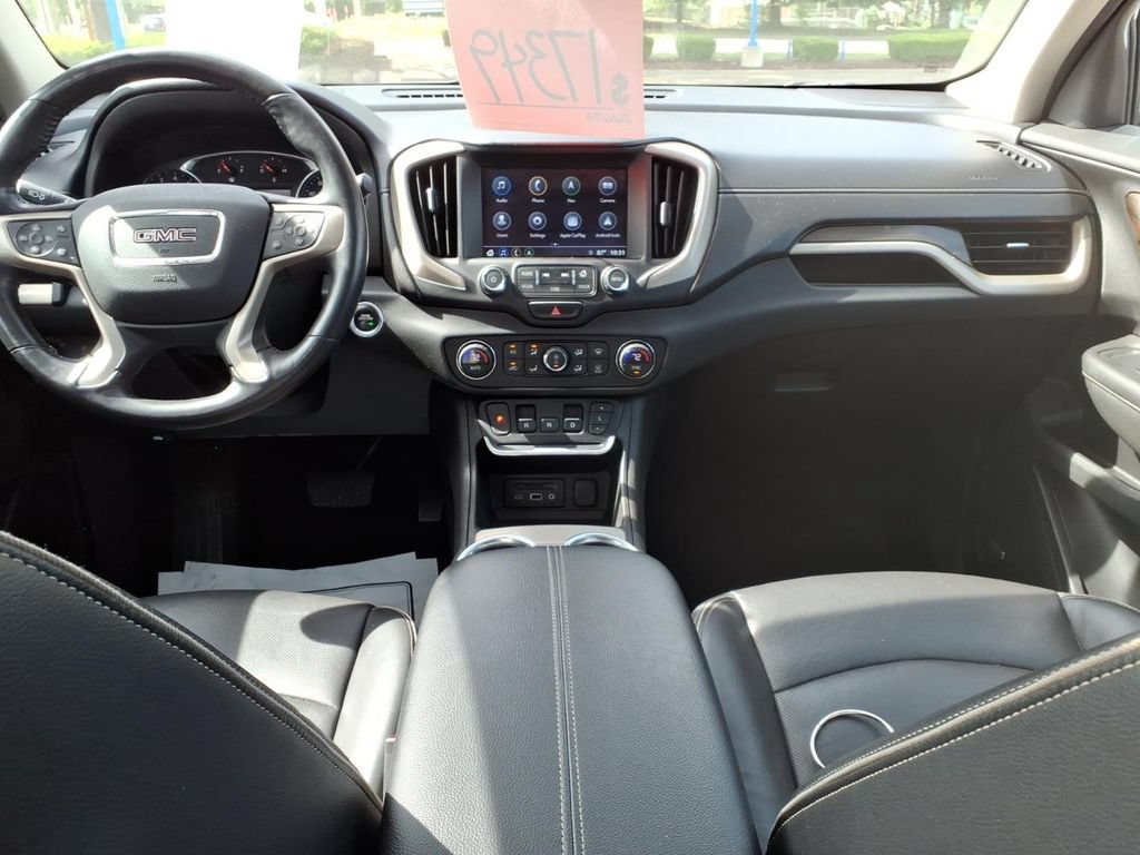 Used 2018 GMC Terrain Denali w/ Advanced Safety Package AWD/4WD image 10