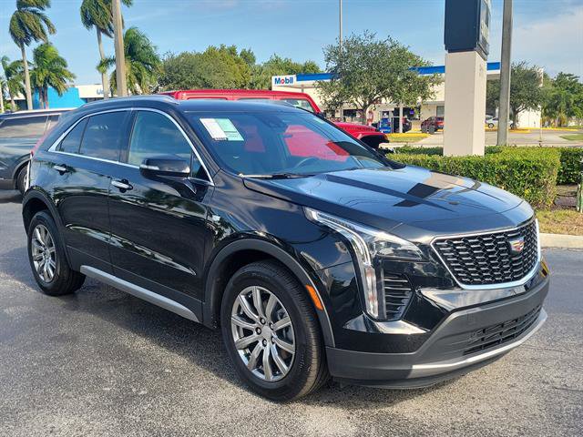 Certified 2023 Cadillac XT4 Premium Luxury image 7