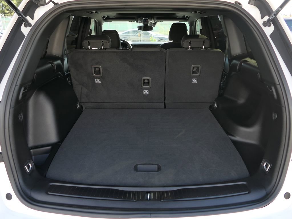 Used 2024 Jeep Grand Cherokee Laredo X image 20