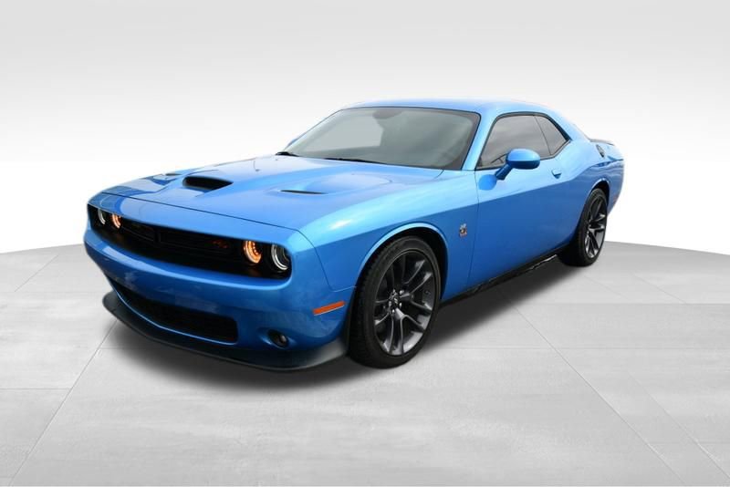 Used 2023 Dodge Challenger R/T Scat Pack w/ Plus Package RWD image 2