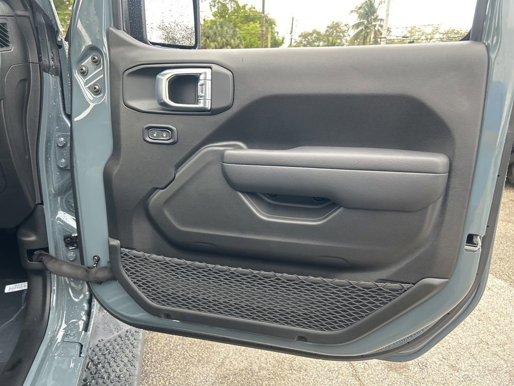 New 2026 Jeep Wrangler Sport S image 28