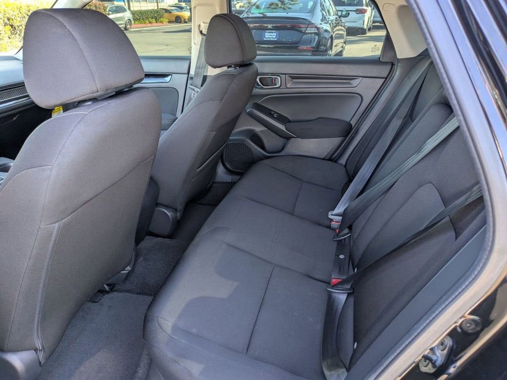 Used 2023 Honda Civic EX image 7