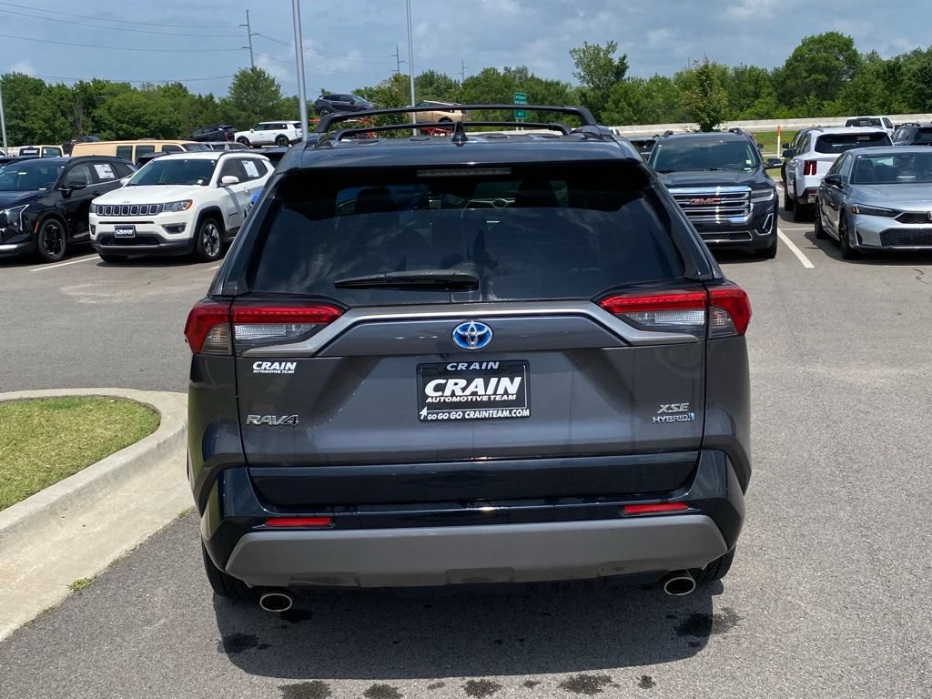 Used 2019 Toyota RAV4 XSE AWD/4WD image 6