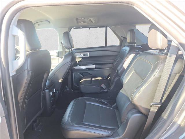 Used 2023 Ford Explorer Limited w/ Equipment Group 301A image 15