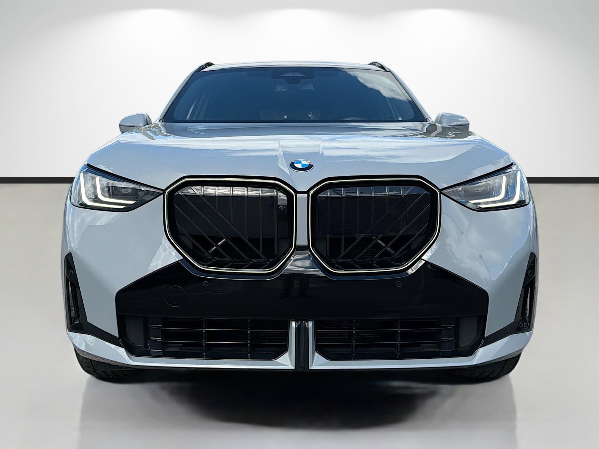 Used 2025 BMW X3 xDrive30i w/ Premium Package image 8