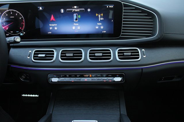 New 2025 Mercedes-Benz GLS 450 4MATIC image 34