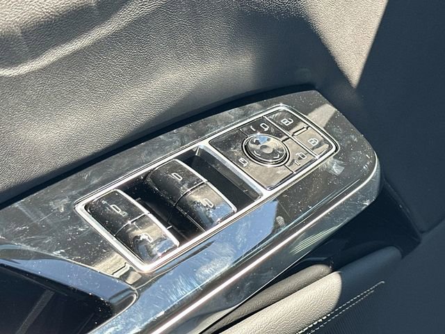 Used 2026 Cadillac Escalade ESV 4WD image 14
