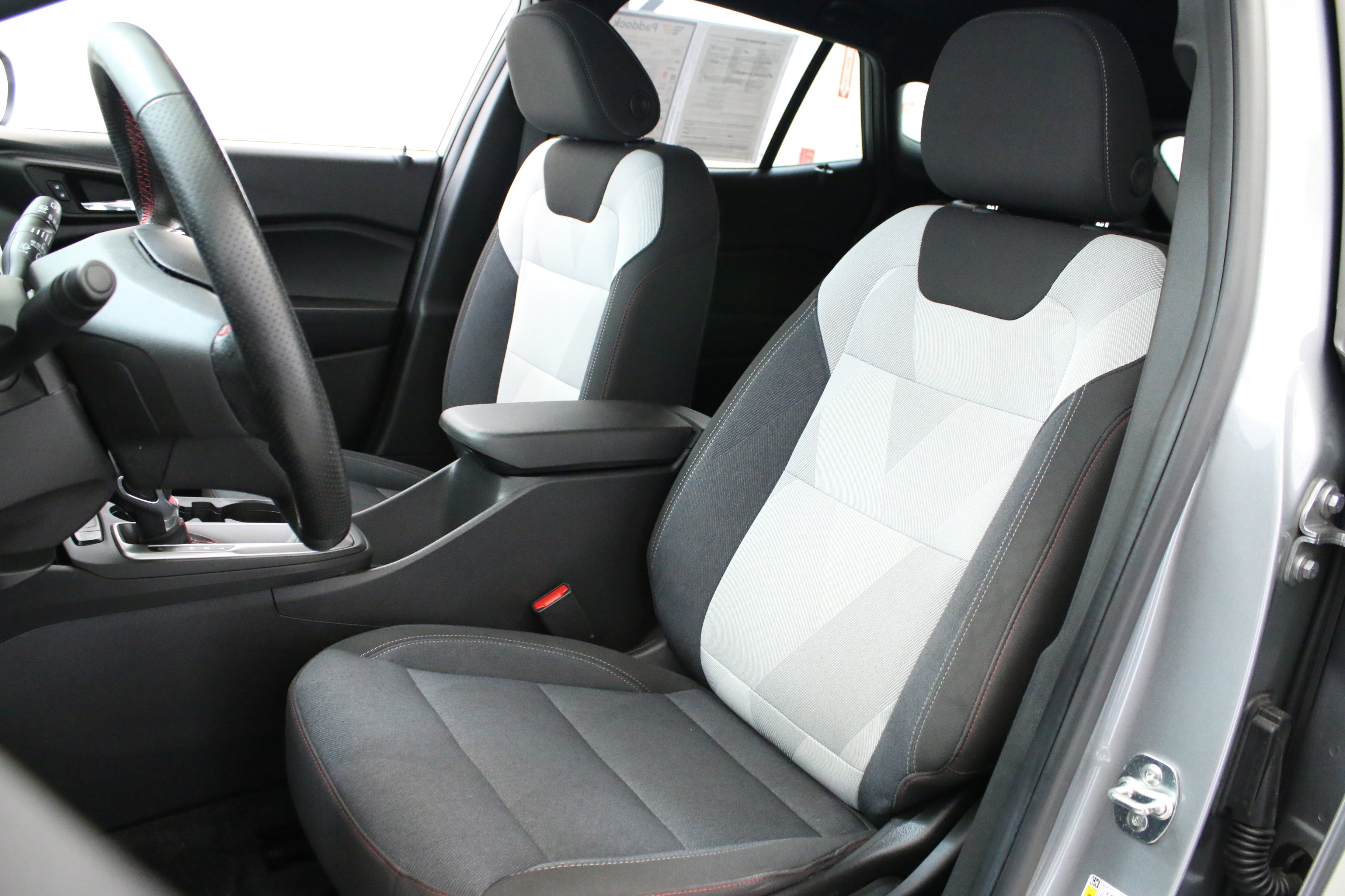 Certified 2024 Chevrolet Trax RS w/ Driver Confidence Package FWD image 24