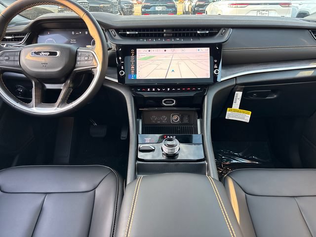 New 2026 Jeep Grand Cherokee Limited AWD/4WD image 10
