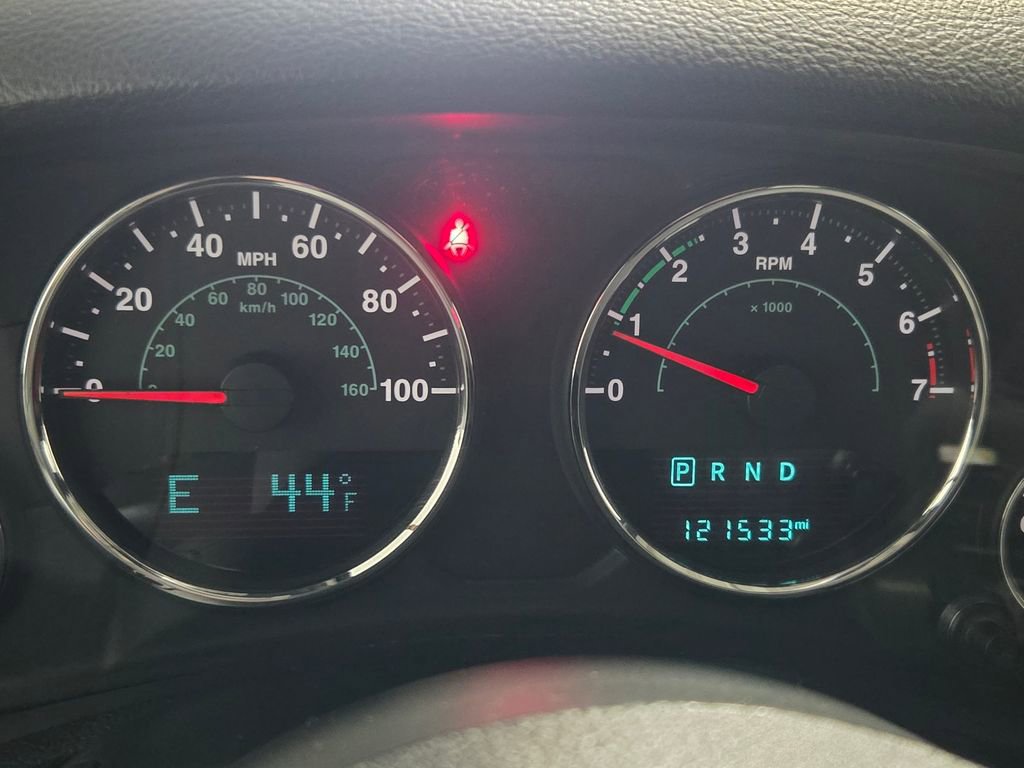 Used 2016 Jeep Wrangler Unlimited Sahara w/ Max Tow Package image 23