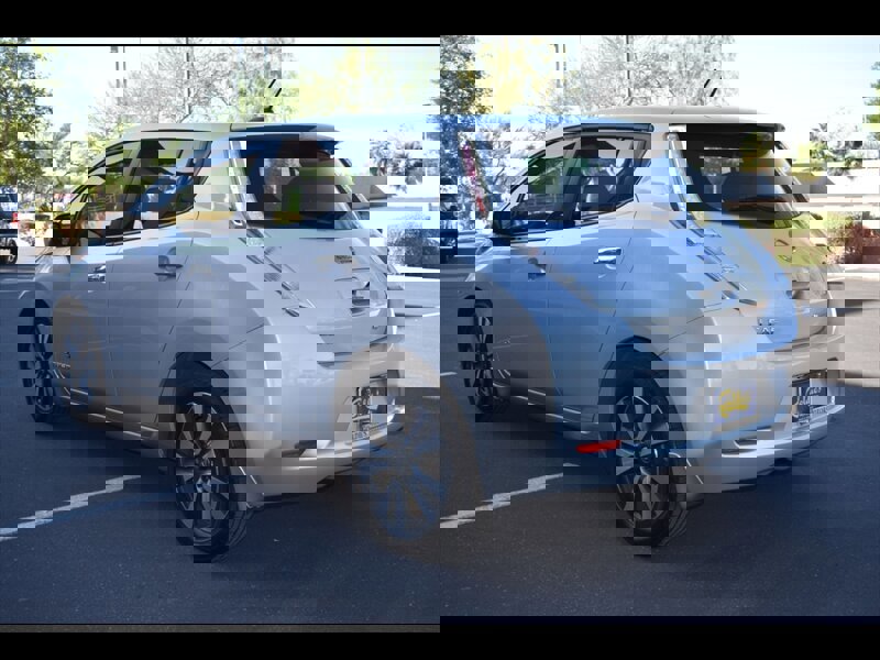 Used 2016 Nissan Leaf SV image 6