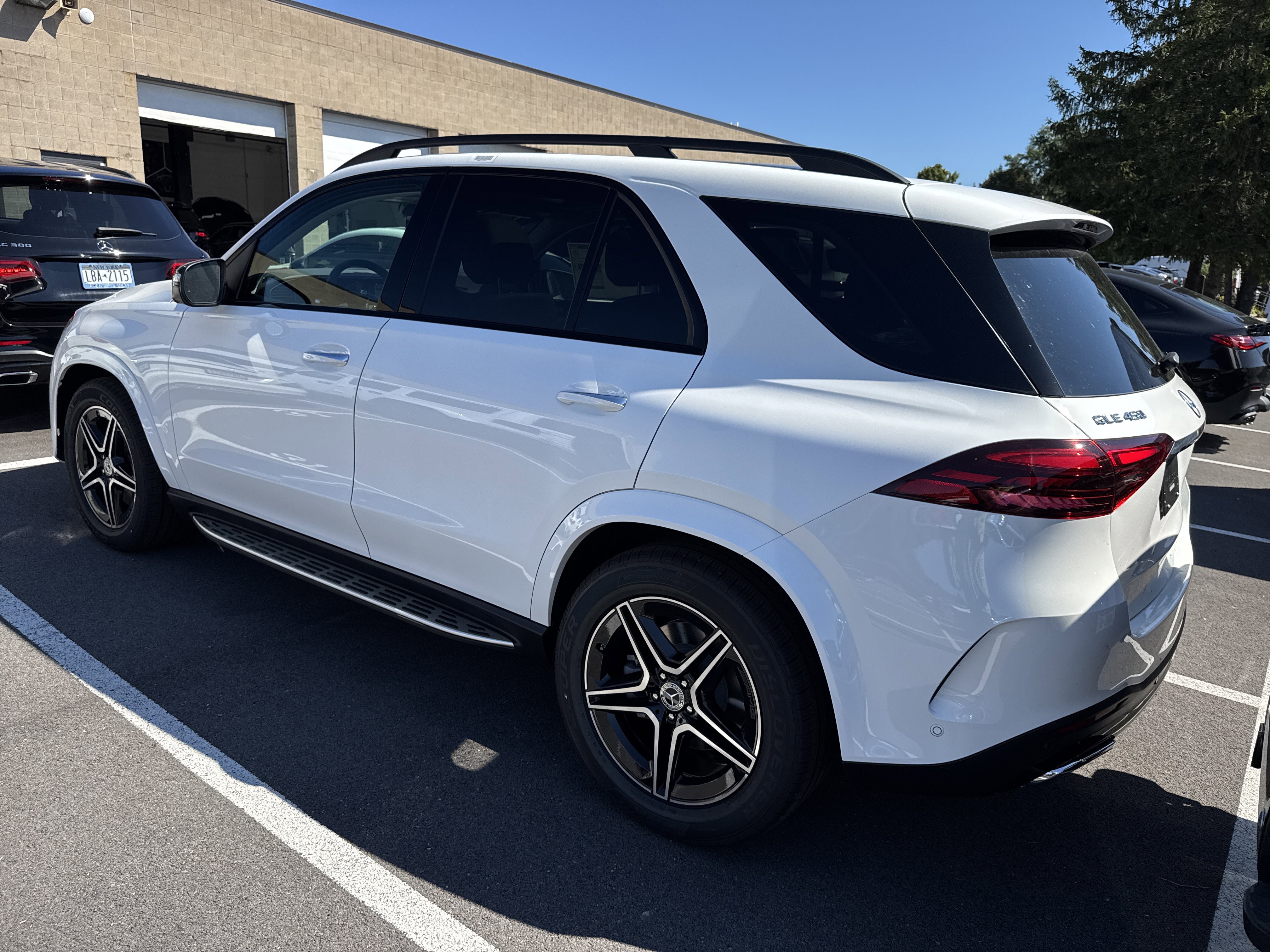 New 2026 Mercedes-Benz GLE 450 4MATIC image 4
