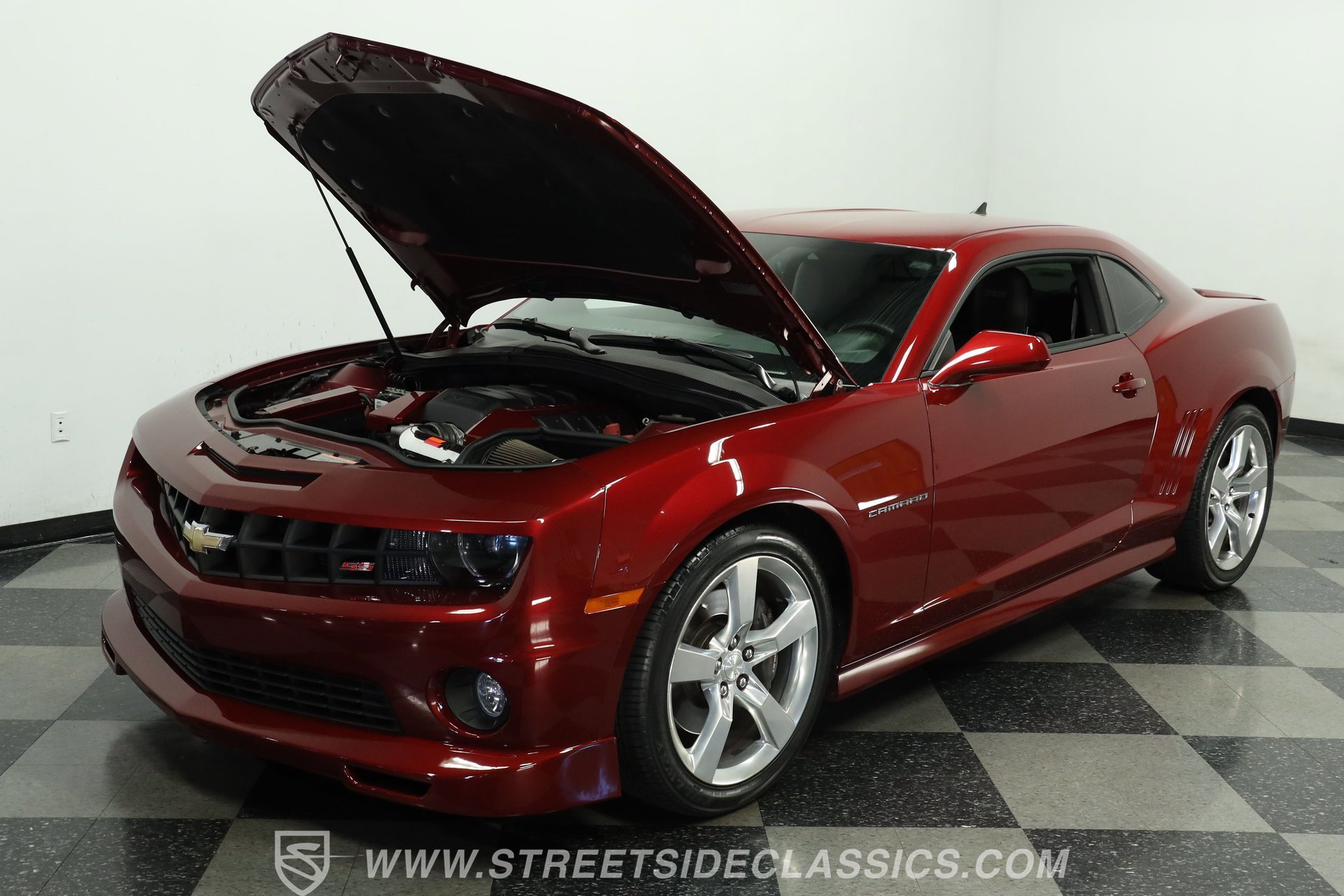 Used 2010 Chevrolet Camaro SS w/ RS Package image 29