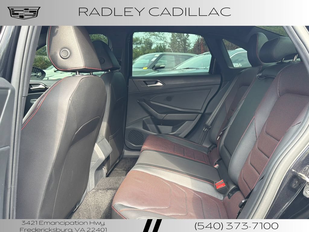 Used 2024 Volkswagen Jetta GLI Autobahn FWD image 12