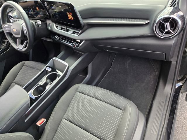 Used 2025 Chevrolet Equinox LT w/ Safety and Technology Package image 18