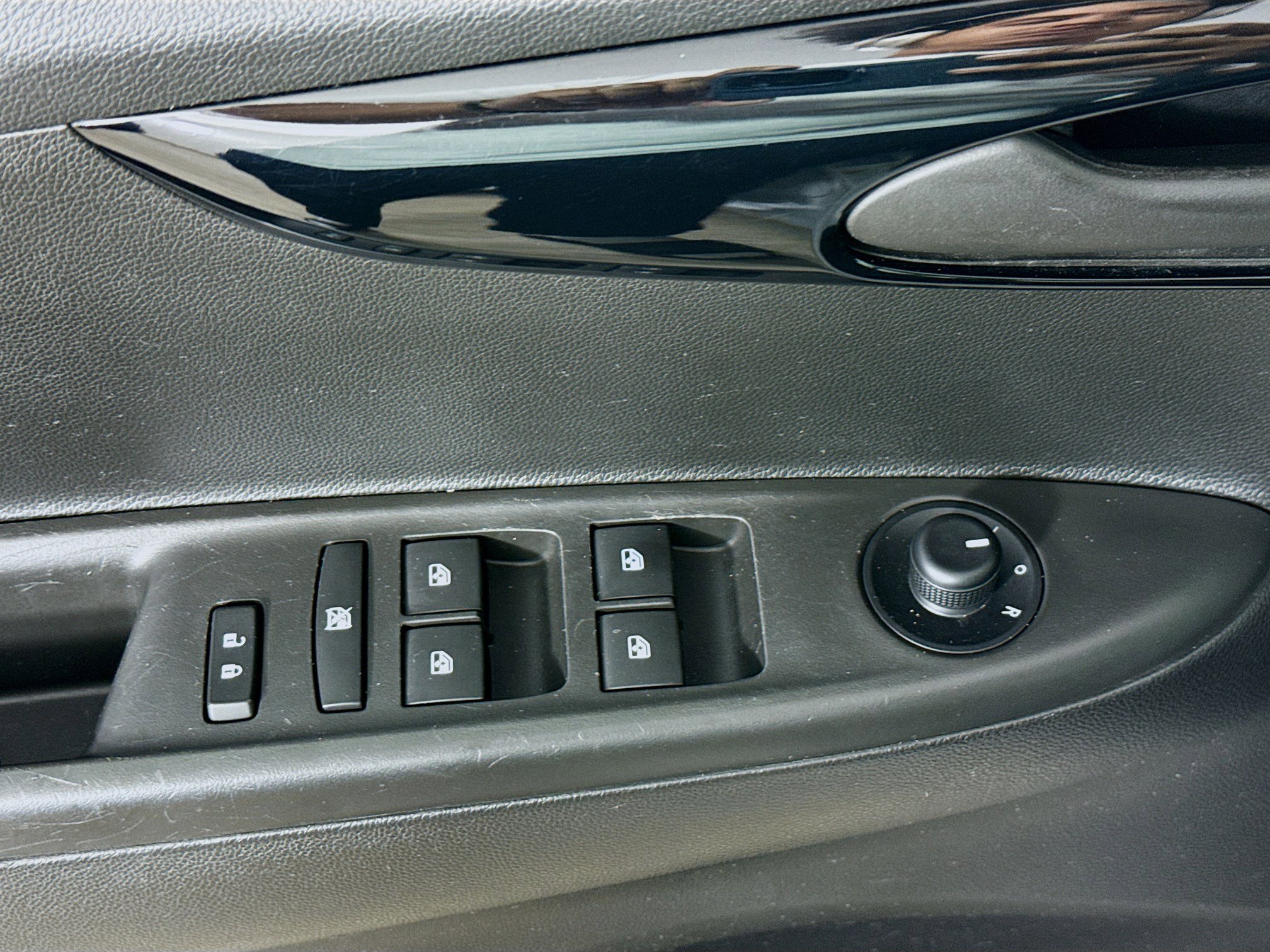 Used 2020 Chevrolet Spark LT image 20