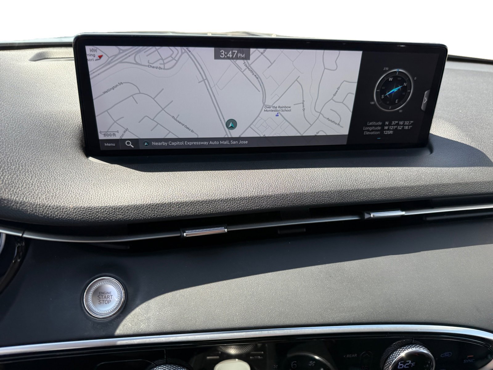 Used 2023 Genesis GV70 2.5T w/ Select Package image 12