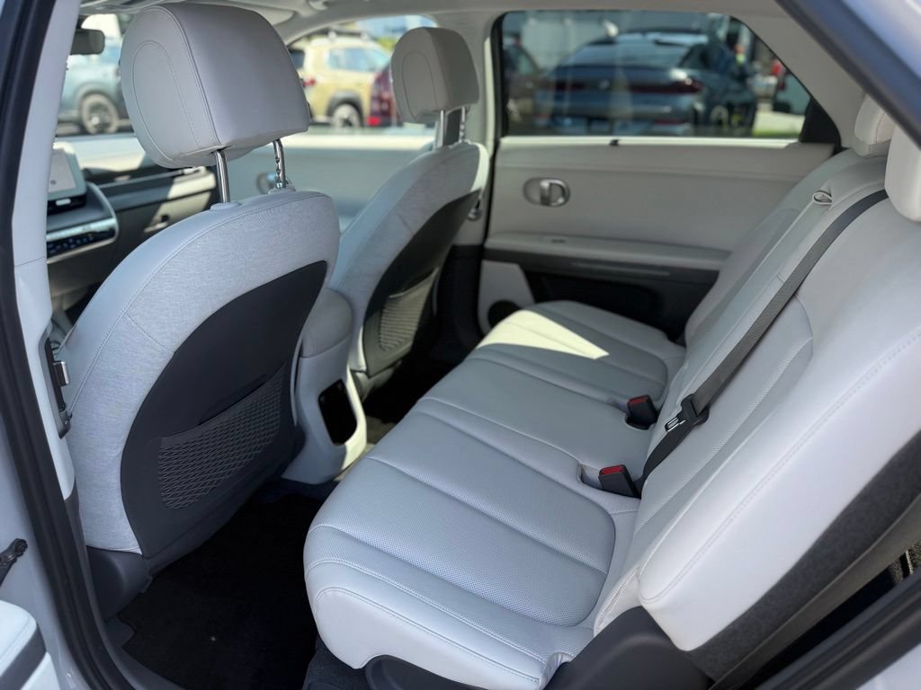 Used 2023 Hyundai Ioniq 5 Limited AWD/4WD image 17