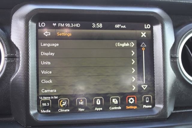 Used 2021 Jeep Wrangler Unlimited Sahara image 34