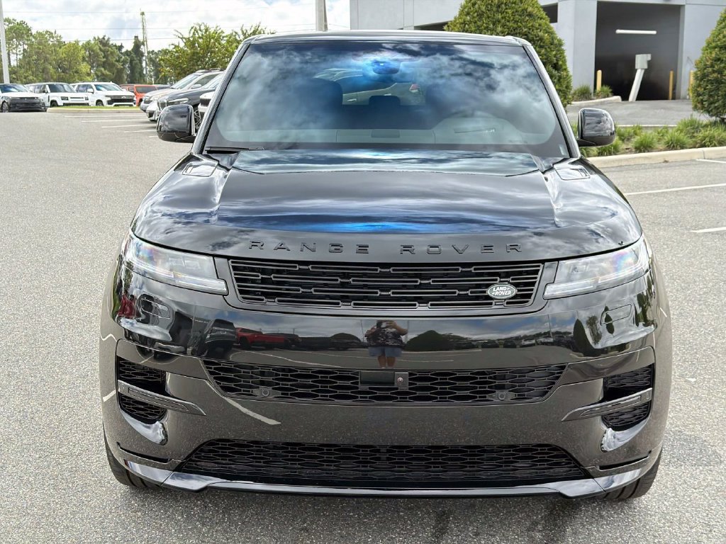 New 2027 Land Rover Range Rover Sport Dynamic SE AWD/4WD image 8