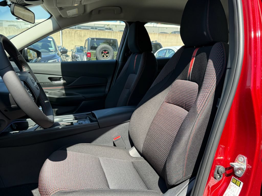 New 2026 Nissan Sentra SR w/ Floor Mat Package FWD image 17