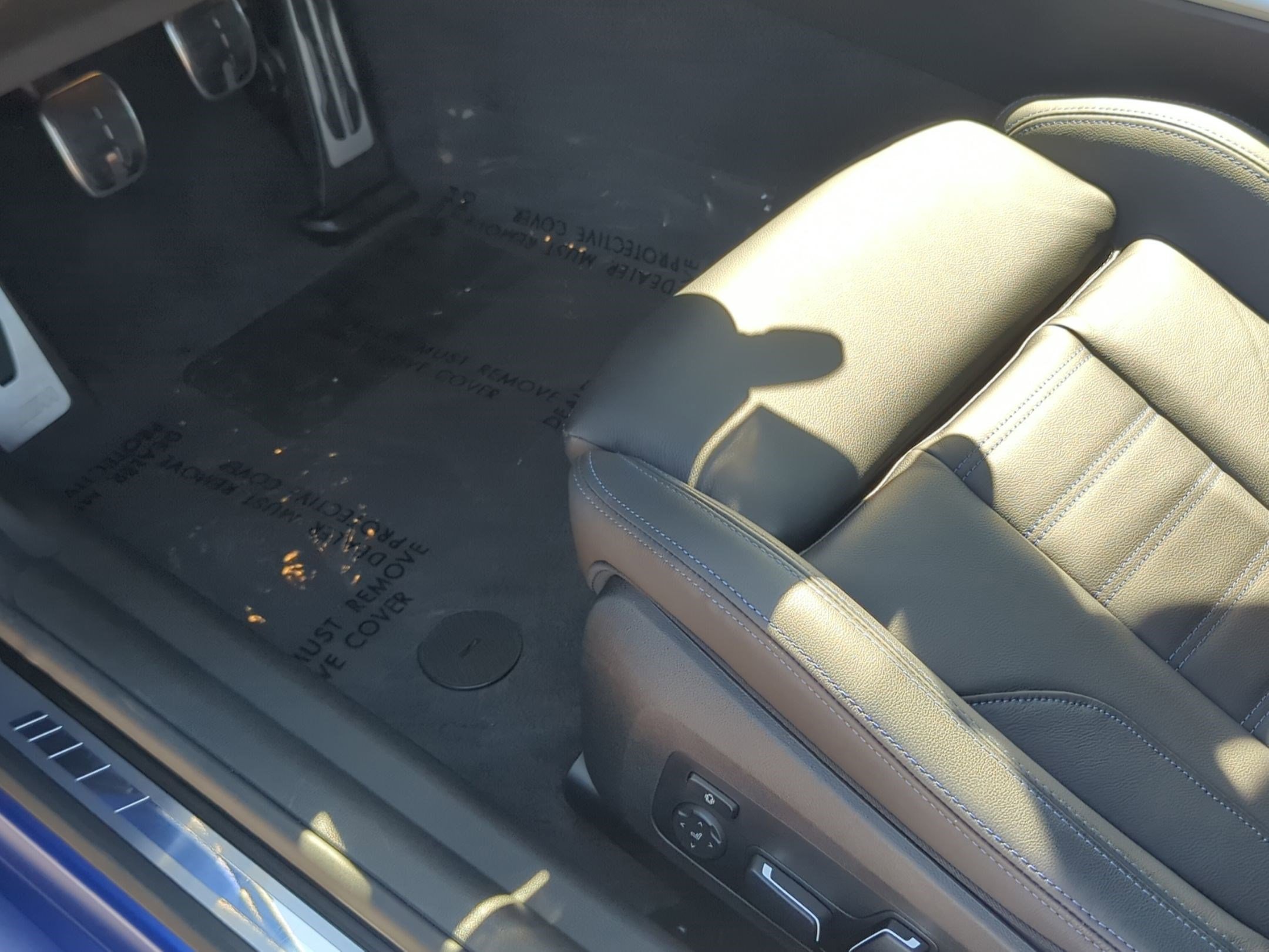 Used 2024 BMW M2 w/ Lighting Package image 17