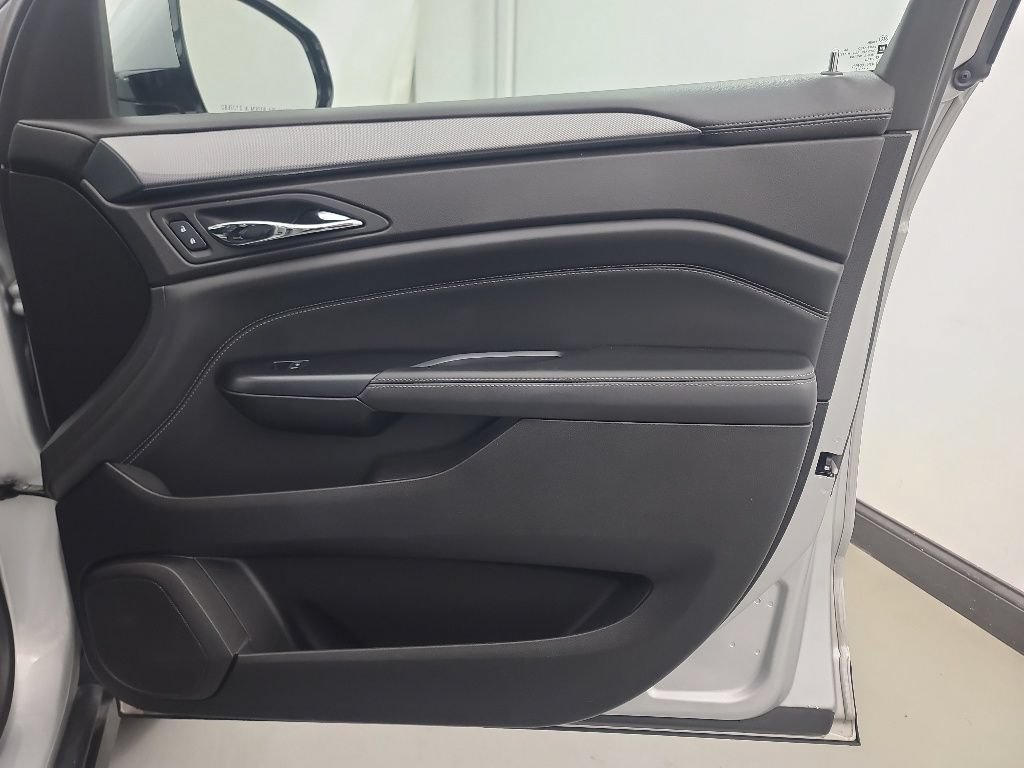 Used 2015 Cadillac SRX FWD image 13