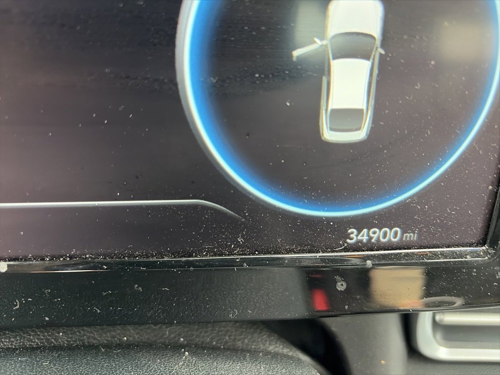 Used 2022 Hyundai Elantra SEL w/ Convenience Package image 3