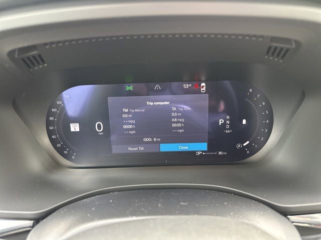 New 2026 Volvo XC60 B5 Plus w/ Protection Package Premier image 17