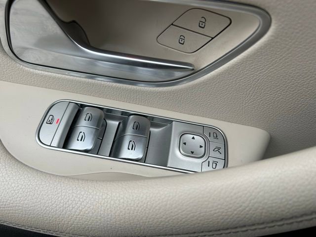 Used 2022 Mercedes-Benz GLE 350 4MATIC image 25