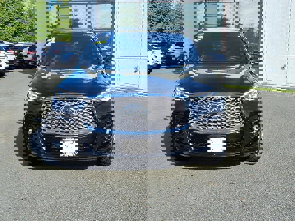 Certified 2025 INFINITI QX55 Luxe w/ Cargo Package image 2