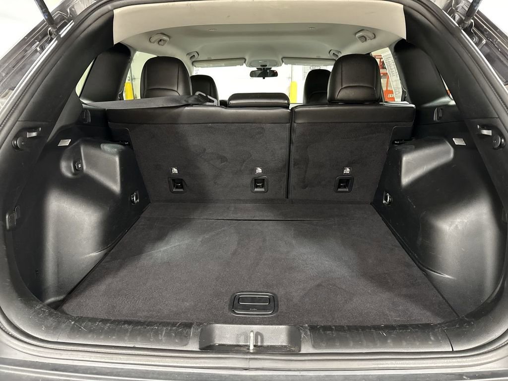 Used 2020 Jeep Cherokee Latitude Plus image 23