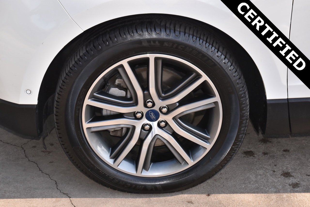 Certified 2021 Ford Edge Titanium w/ Equipment Group 301A image 38