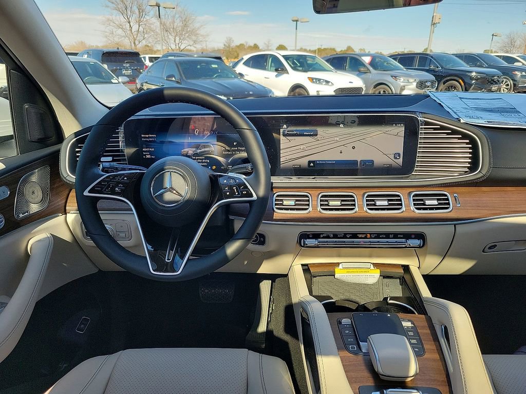 New 2025 Mercedes-Benz GLS 450 4MATIC image 14