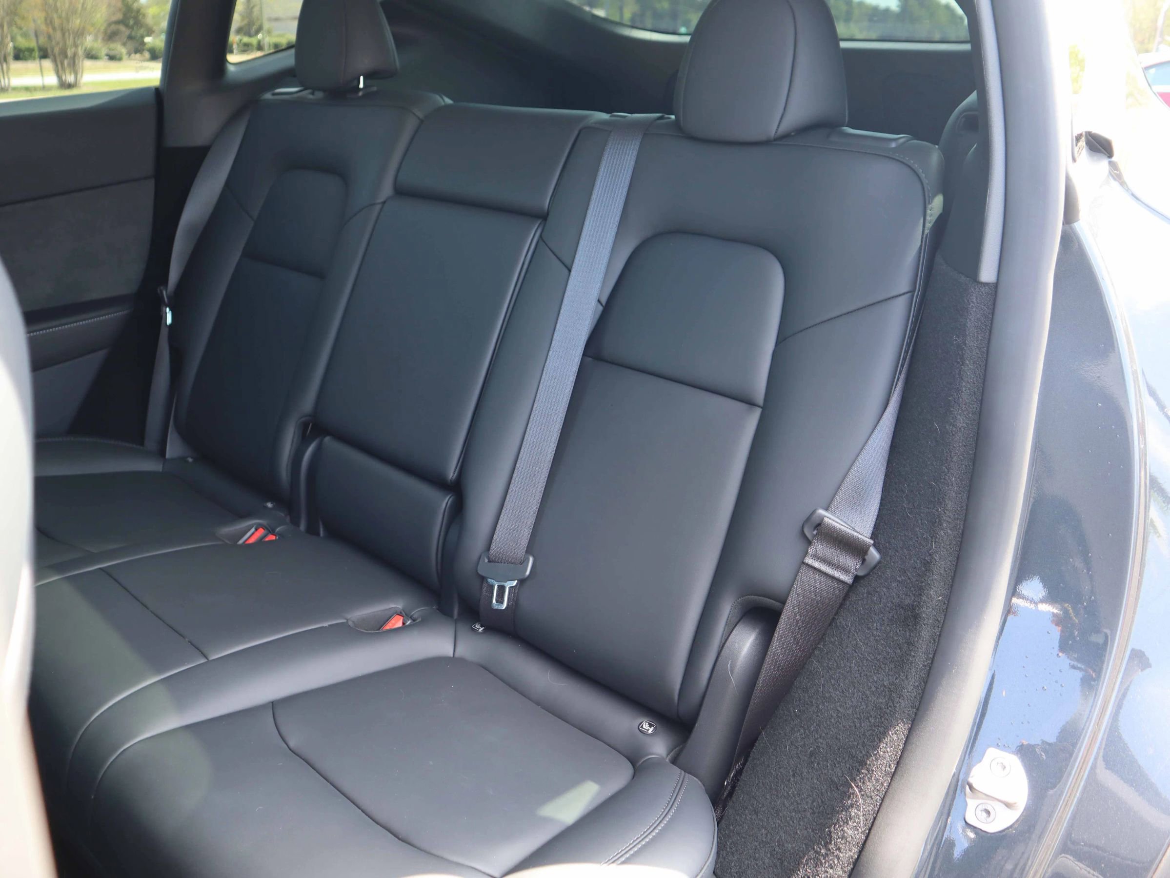 Used 2024 Tesla Model Y Long Range image 3